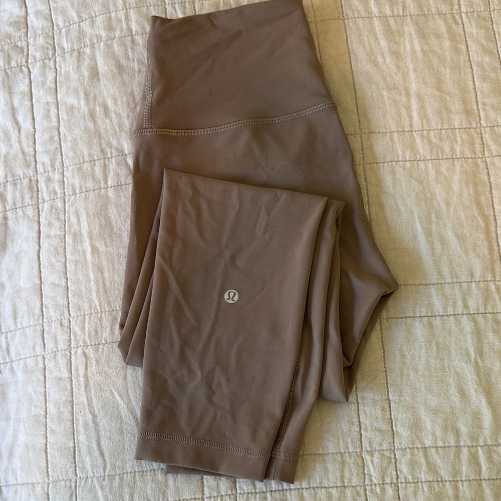 lululemon Wunder Train Leggings 23”